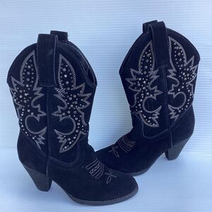 Very Volatile Women's Black Embroidered Western Boots Size 7